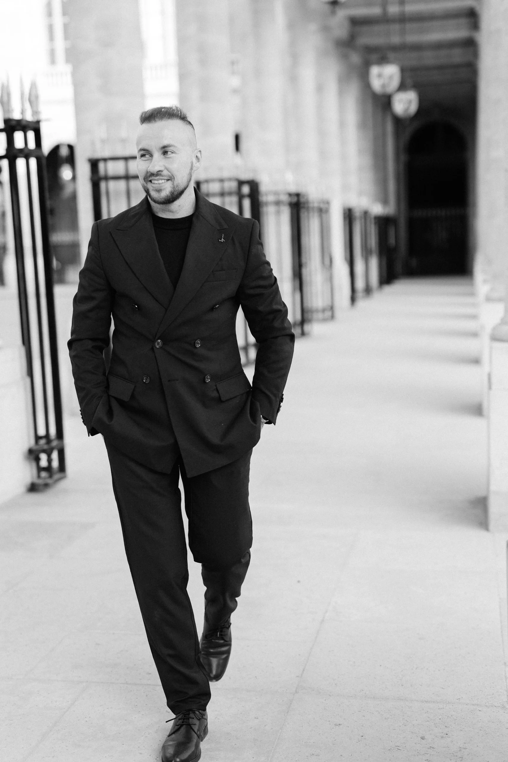 wedding photographer in Paris for elopement photography
